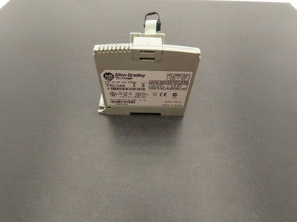 Allen Bradley 1762-OA8 MicroLogix 1200 8Pt Output Module 85-265VAC Ser A Rev B