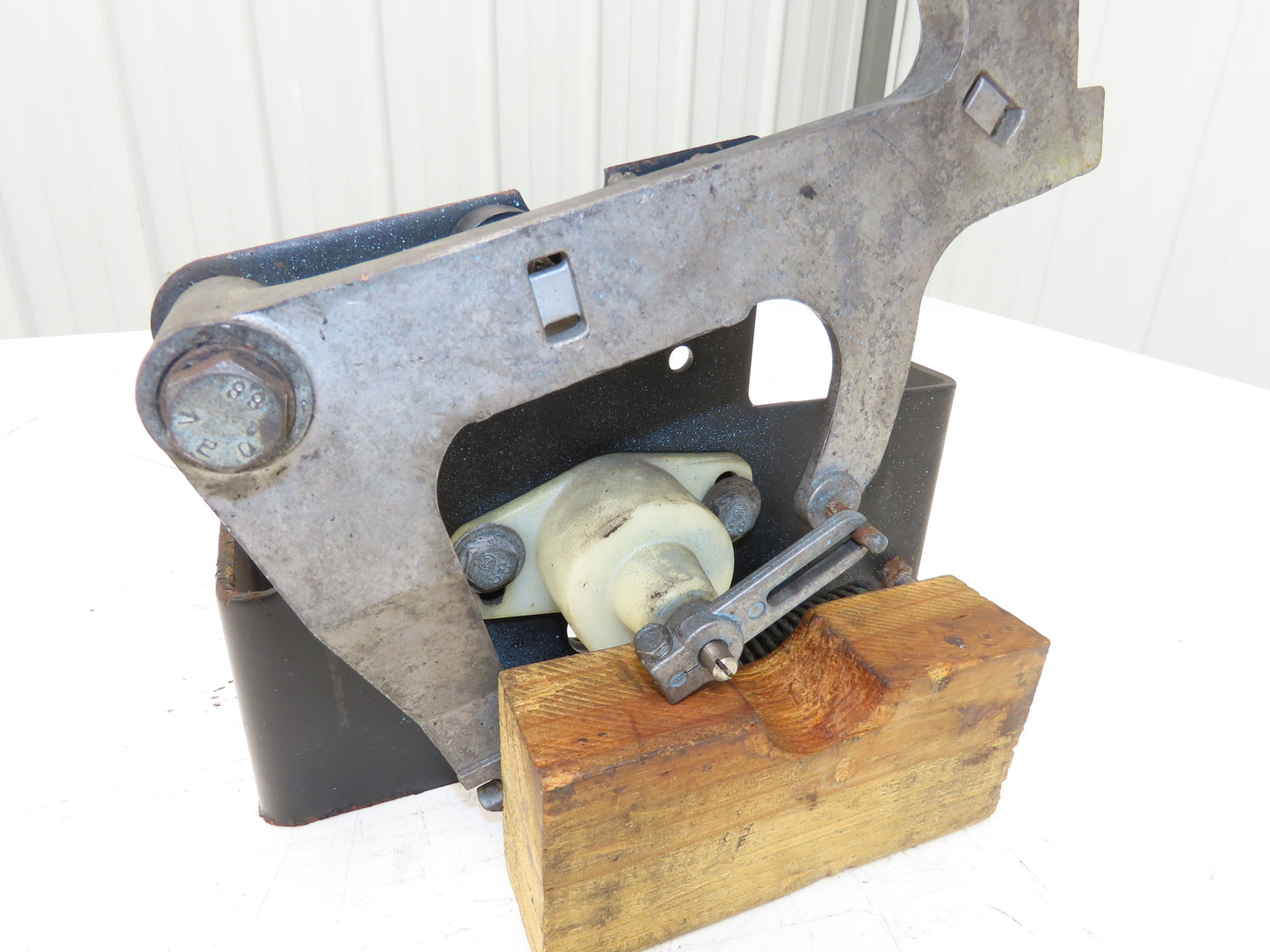 Yale Forklift Throttle Accelerator Pedal Bracket & Potentiometer Off ERC080HD