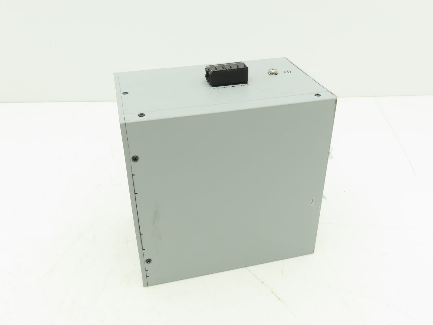 Allen Bradley 1783-US16T Stratix 2000 Unmanaged Ethernet Switch 16-Port Ser A