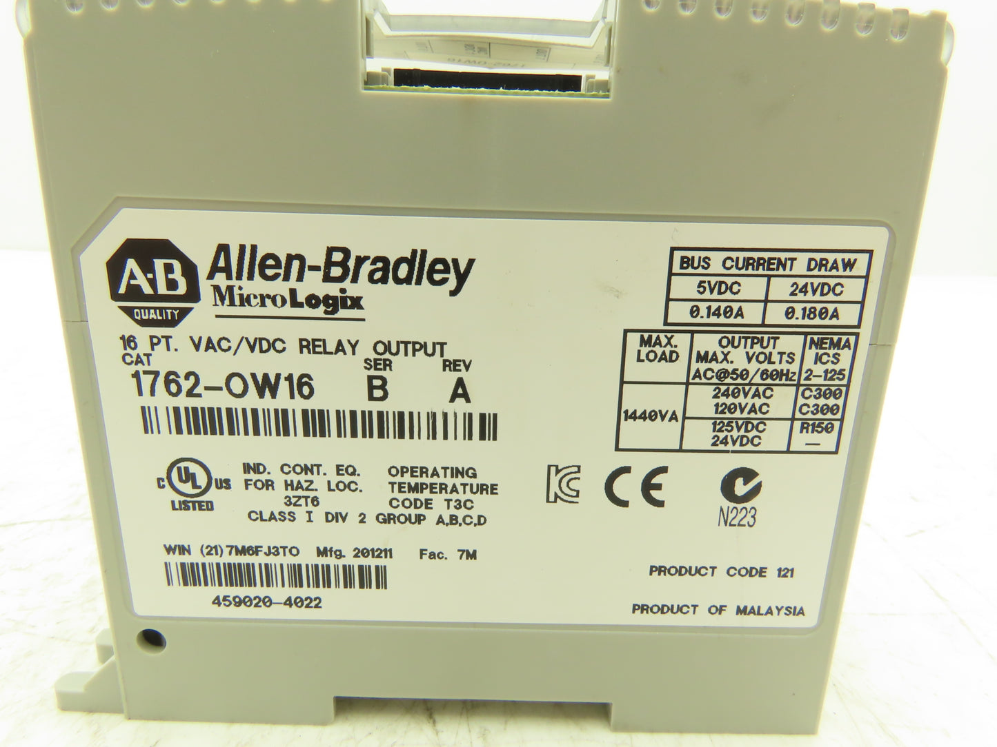 Allen Bradley 1762-OW16 MicroLogix 1200 16 Pt. VAC/VDC Relay Output Ser B Rev A