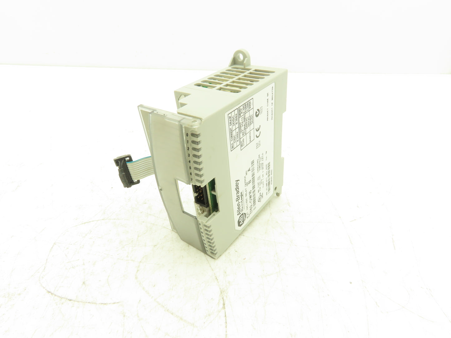Allen Bradley 1762-OW16 MicroLogix 1200 16 Pt. VAC/VDC Relay Output Ser B Rev A