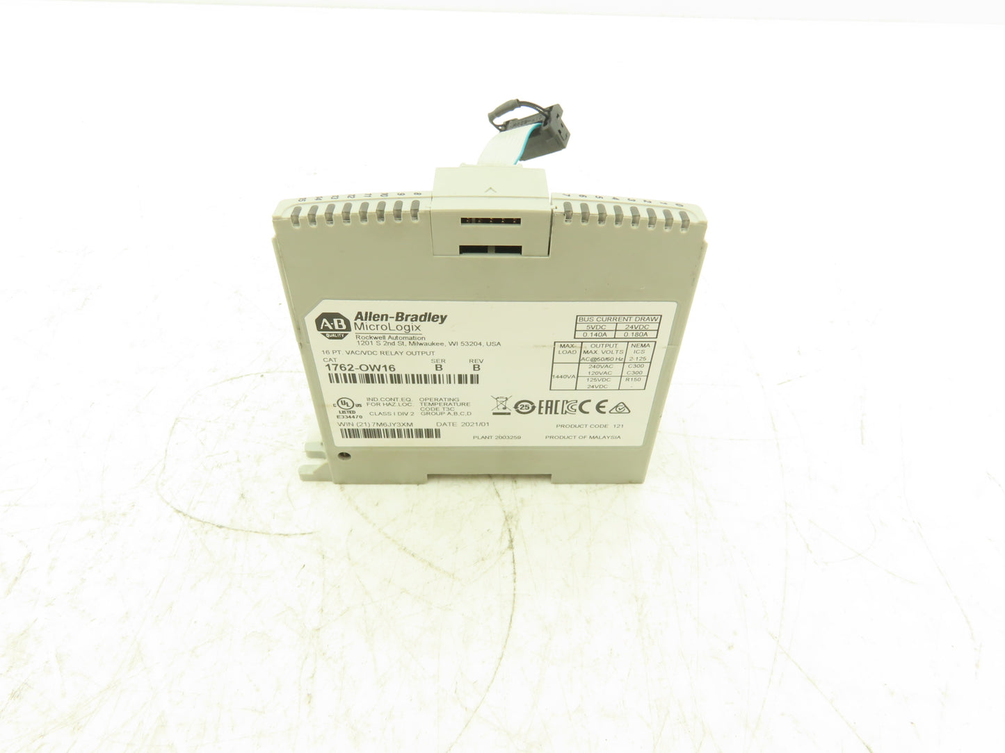 Allen Bradley 1762-OW16 MicroLogix 1200 16 Pt. VAC/VDC Relay Output Ser B Rev B