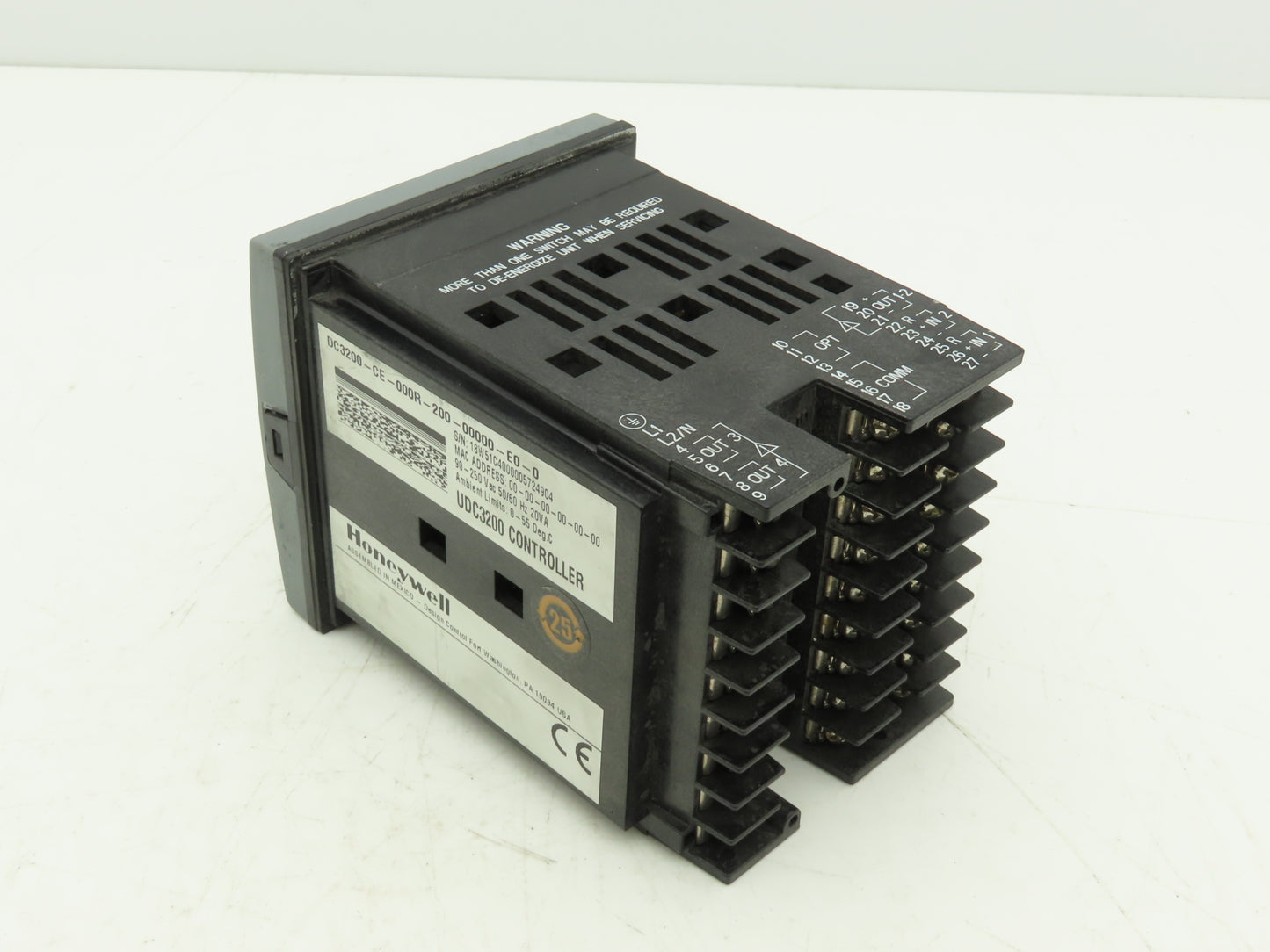 Honeywell DC3200-CE-000R-200-00000-E0-0 UDC3200 Digital Temperature Controller