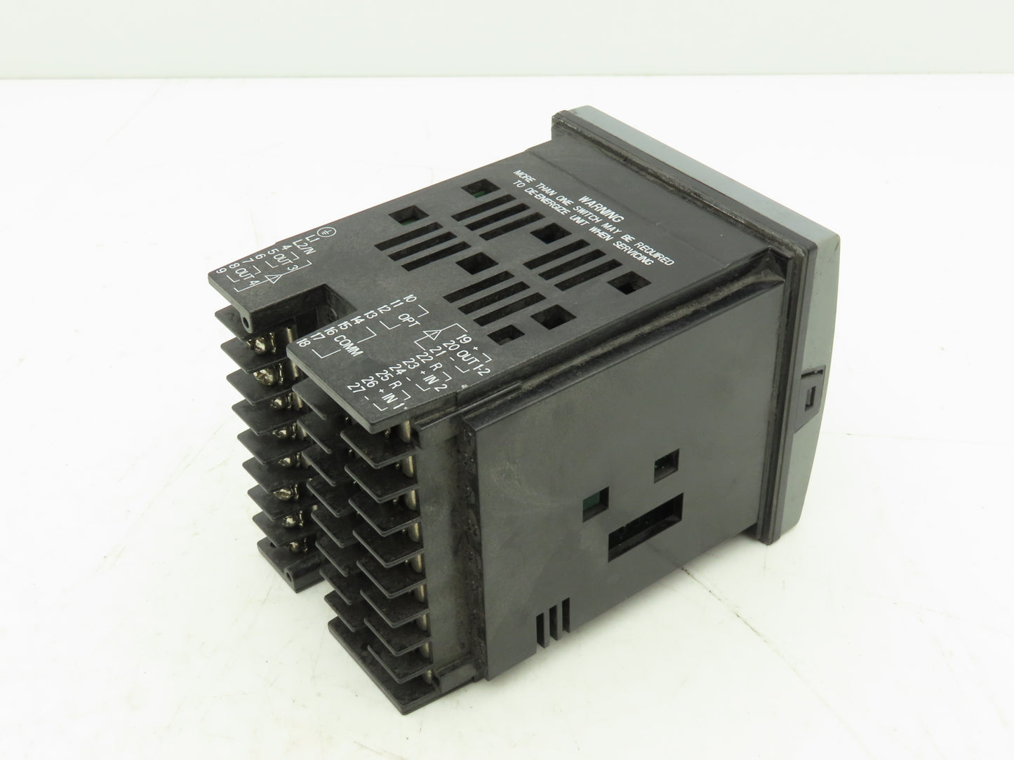 Honeywell DC3200-CE-000R-200-00000-E0-0 UDC3200 Digital Temperature Controller