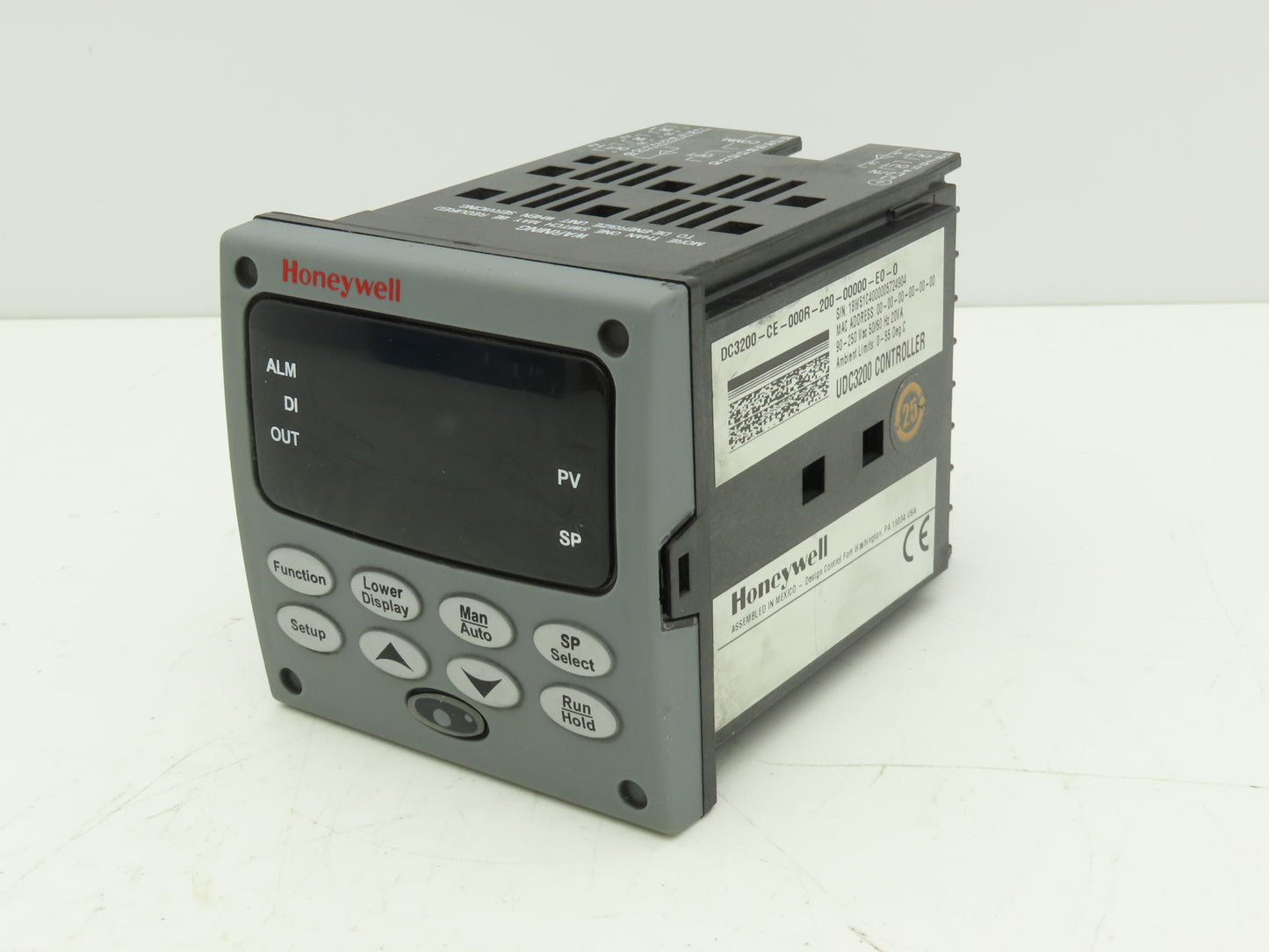 Honeywell DC3200-CE-000R-200-00000-E0-0 UDC3200 Digital Temperature Controller