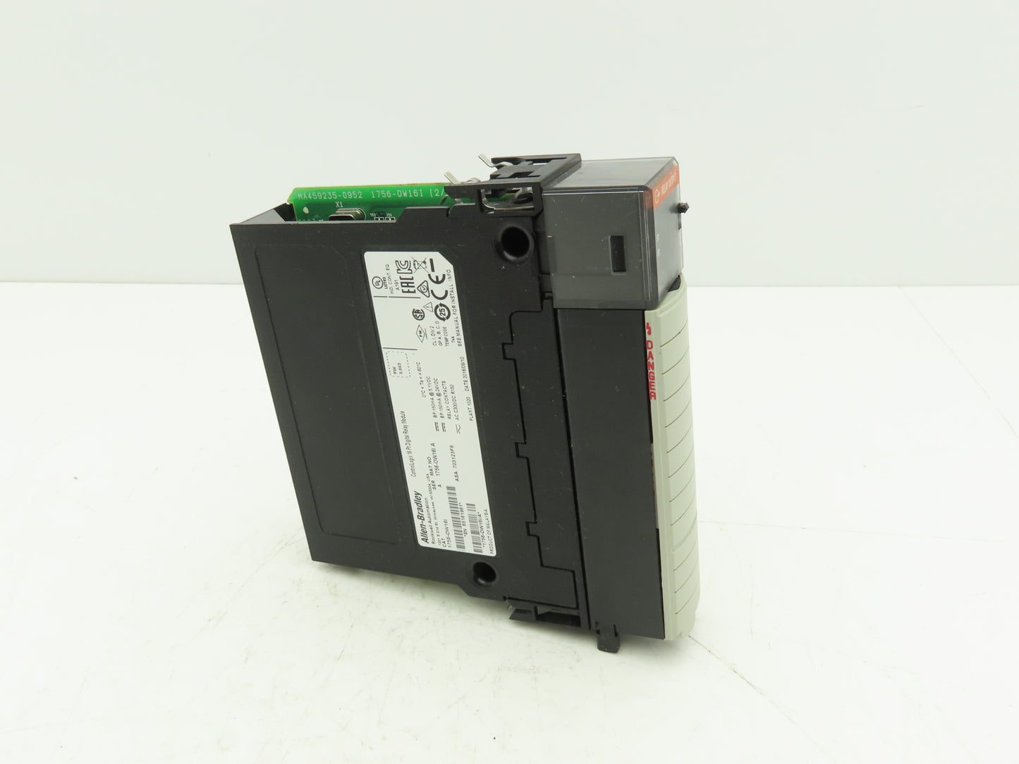 Allen Bradley 1756-OW16I ControlLogix 16PT Relay Output 24VDC Ser A FW 3.003