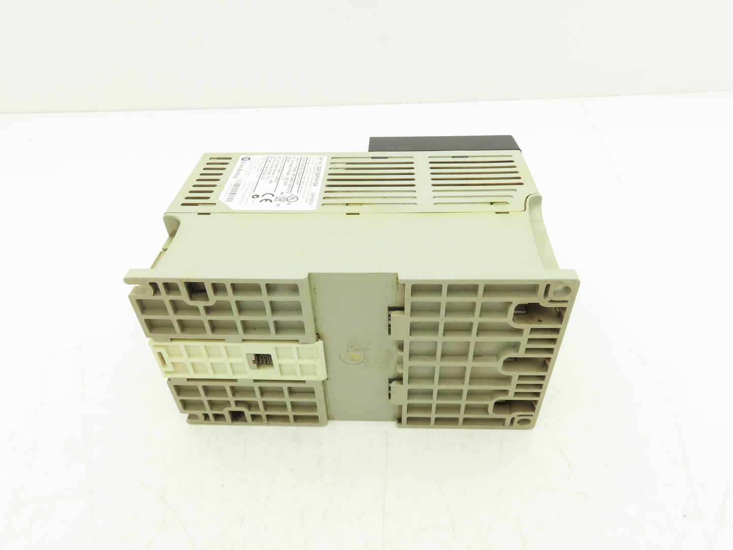 Allen Bradley 22A-D6P0N104 PowerFlex 4 AC Drive VFD 3Hp 480V 3PH Ser A FRN 5.01