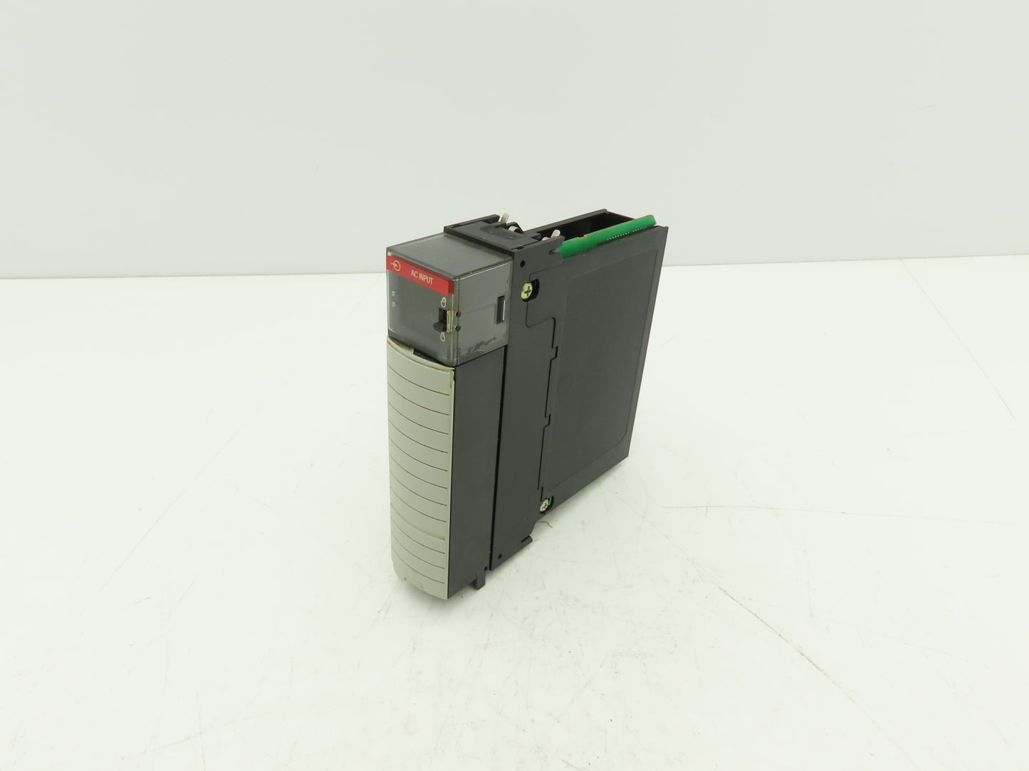 Allen Bradley 1756-IA16/A ControlLogix PLC AC Input Module 16PT Rev G01 FW 2.5