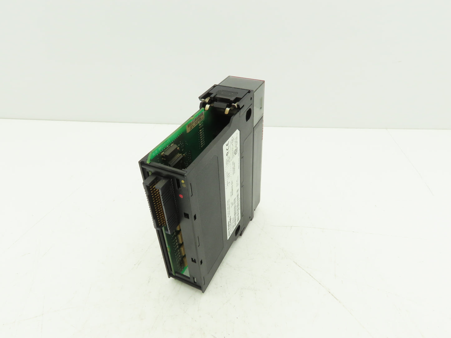 Allen Bradley 1756-IA16/A ControlLogix PLC AC Input Module 16PT Rev G01 FW 2.5