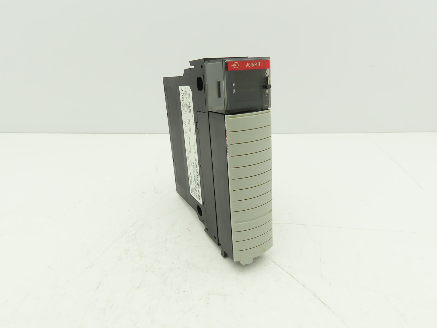 Allen Bradley 1756-IA16/A ControlLogix PLC AC Input Module 16PT Rev G01 FW 2.5