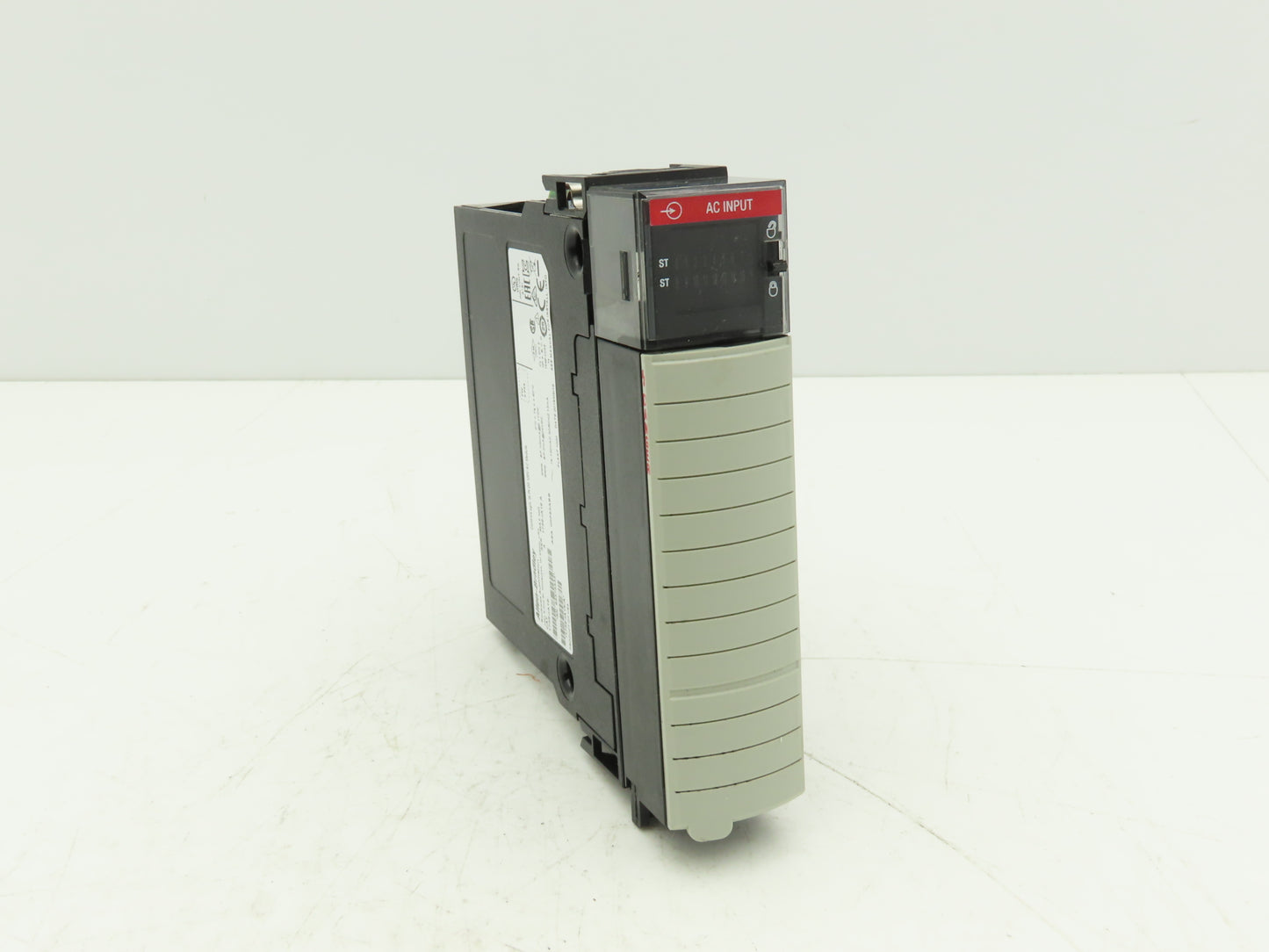 Allen Bradley 1756-IA16 A ControlLogix PLC AC Input Module 16PT Ser A FW 3.004