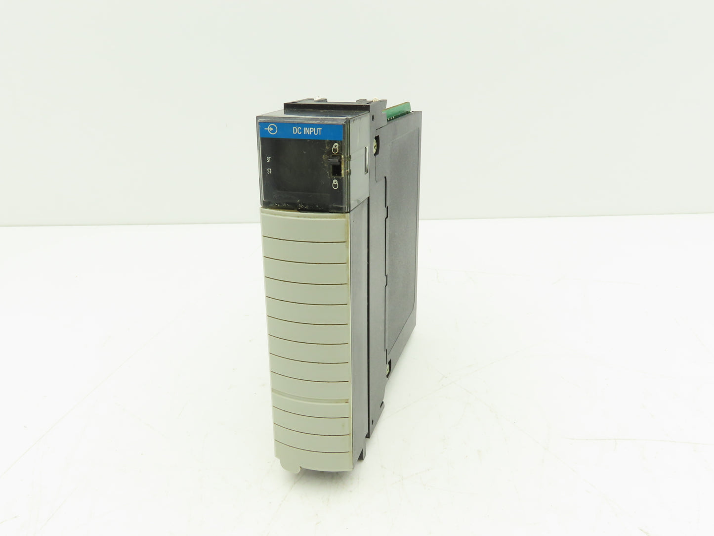 Allen Bradley 1756-IV16A ControlLogix PLC DC Input Module 16PT Rev C01 FW 3.2