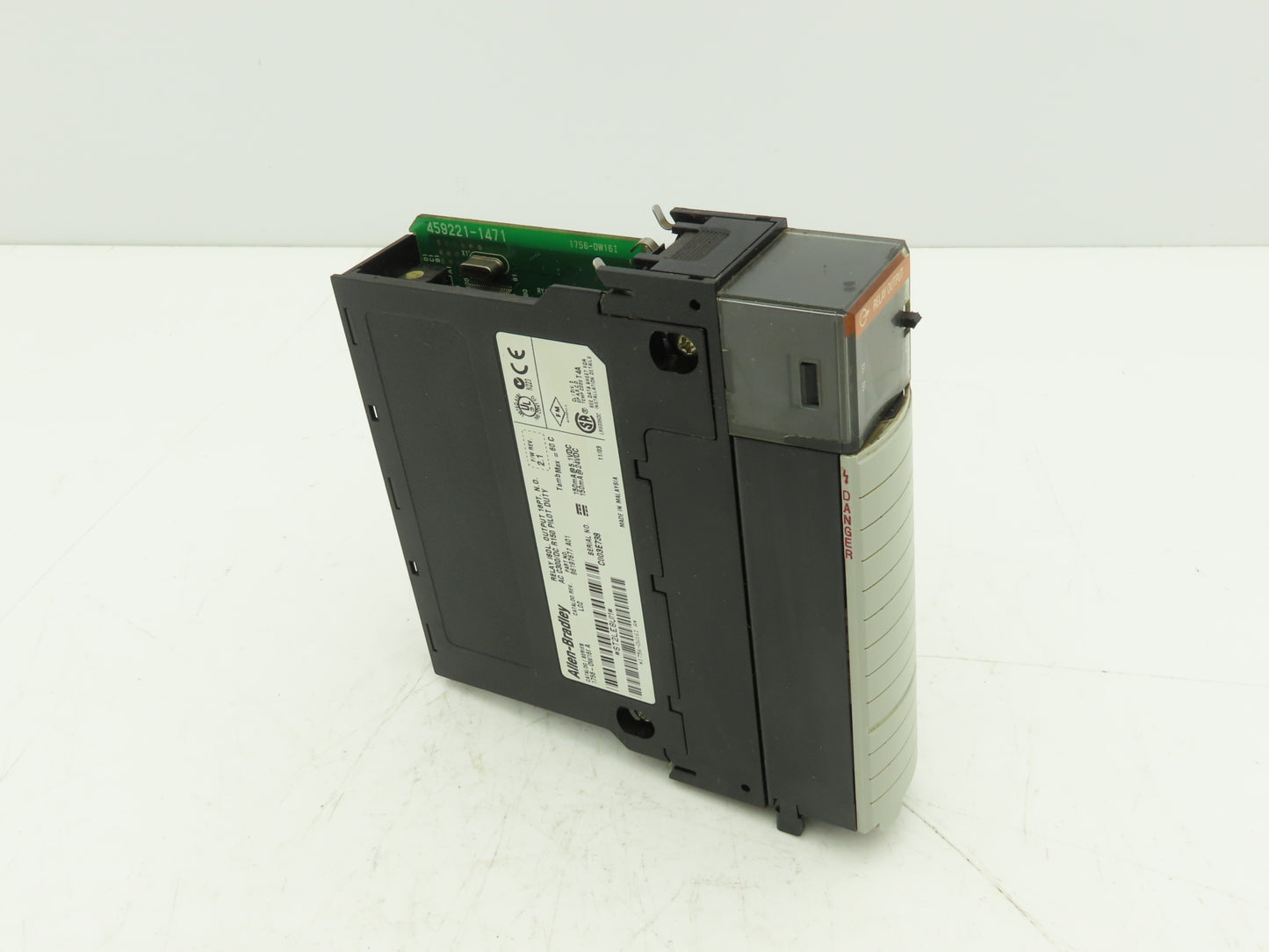 Allen Bradley 1756-0W16I A ControlLogix 16PT Relay Output 	Rev L02  Ser A FW 2.1