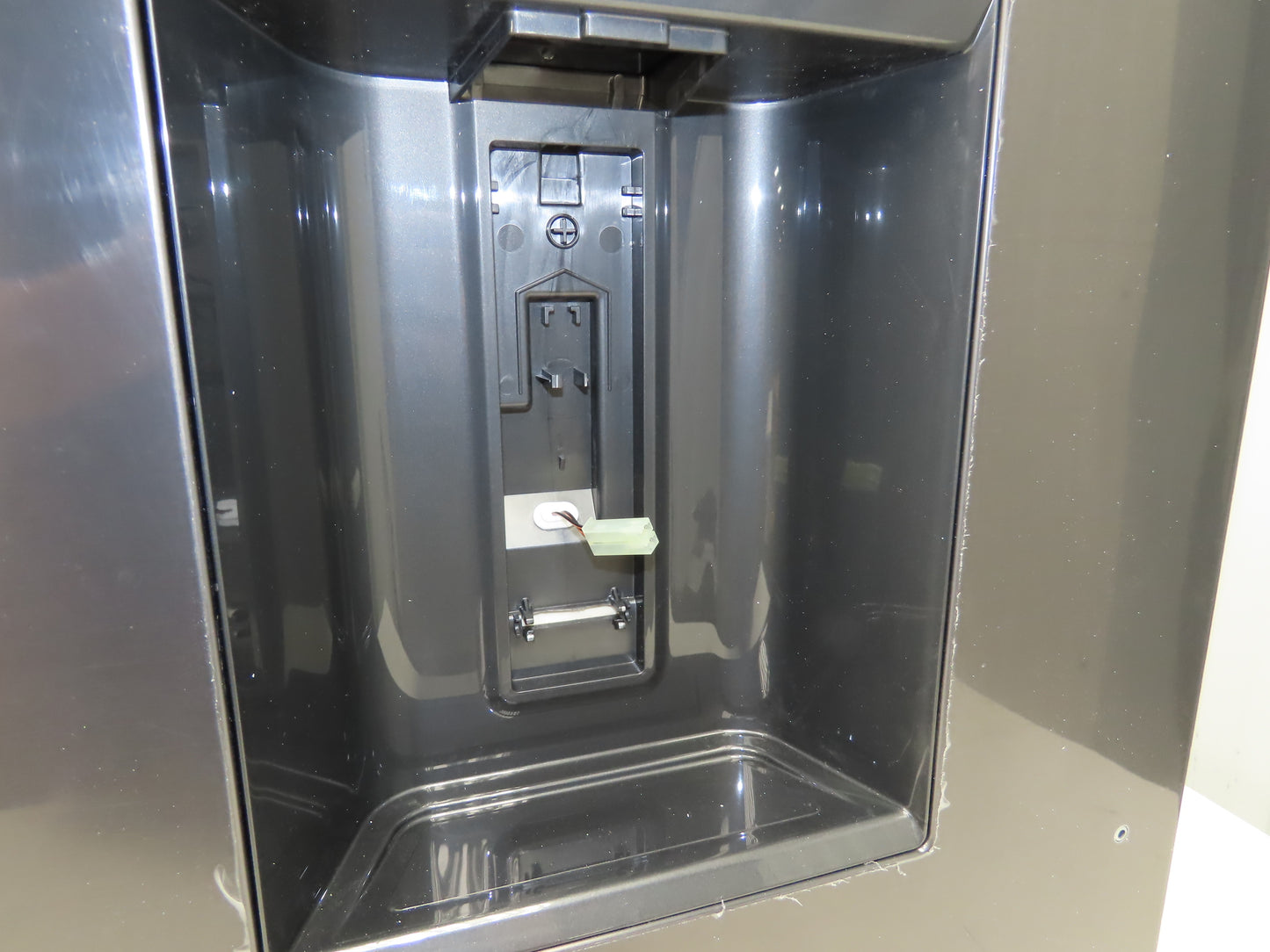5304530762 Electrolux Left Refrigerator Door Black Stainless Ice Dispenser