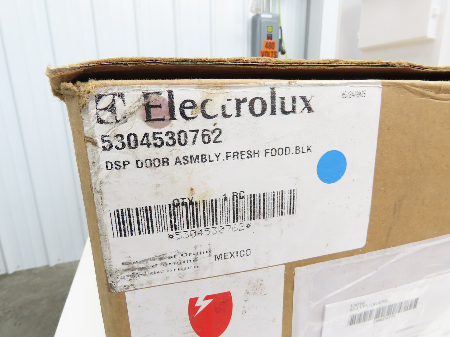 5304530762 Electrolux Left Refrigerator Door Black Stainless Ice Dispenser
