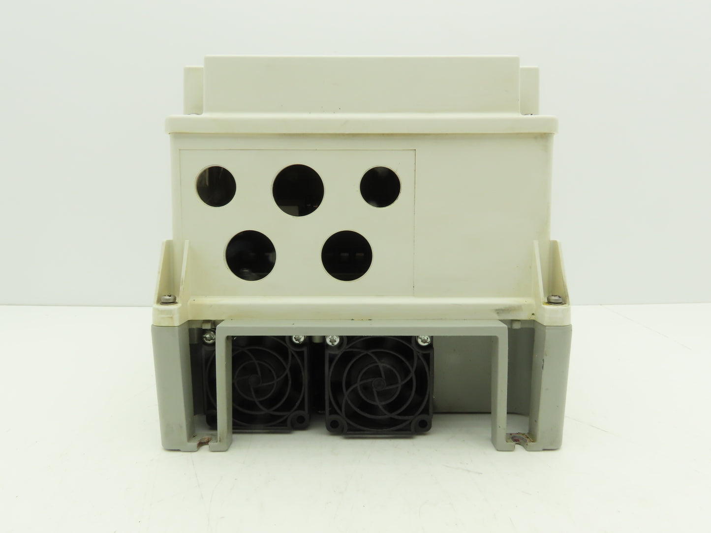 Allen Bradley 20AD040C3AYNANC0 PowerFlex 70 AC Drive 30Hp 480VAC 3Ph 40A Ser A