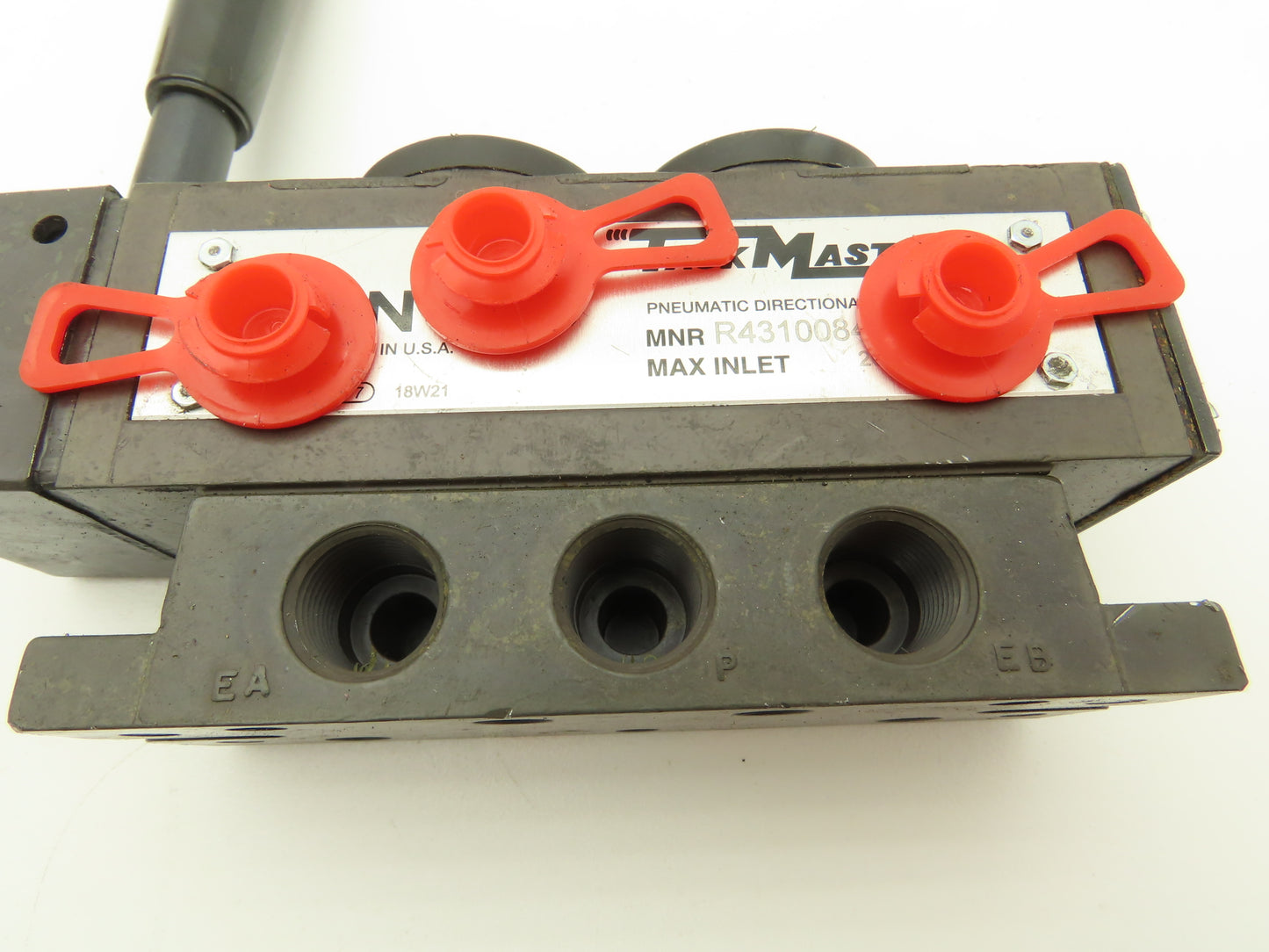 Aventics R431008498 TaskMaster Pneumatic Directional Valve 3-Pos Lever 200psi