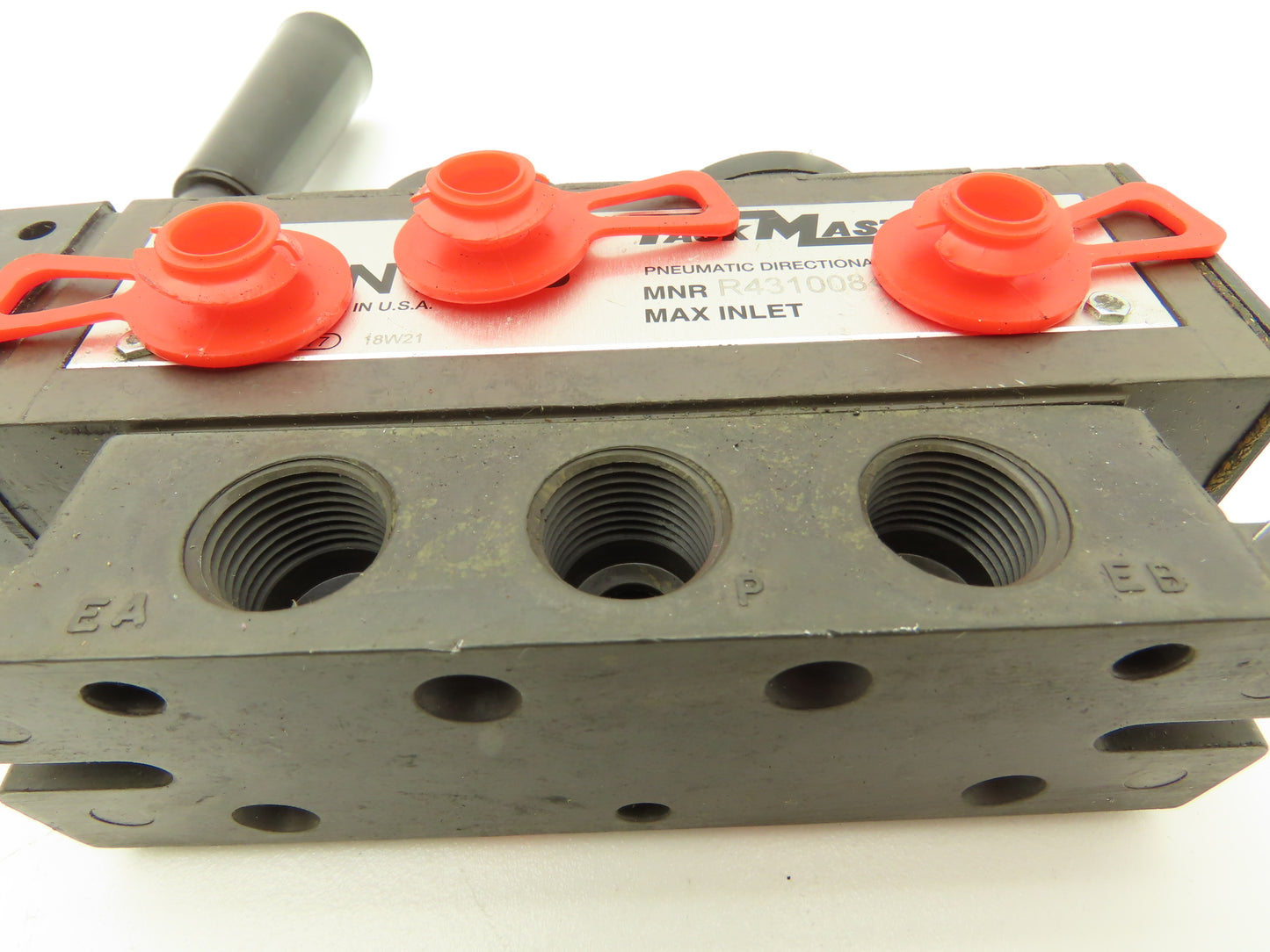 Aventics R431008498 TaskMaster Pneumatic Directional Valve 3-Pos Lever 200psi