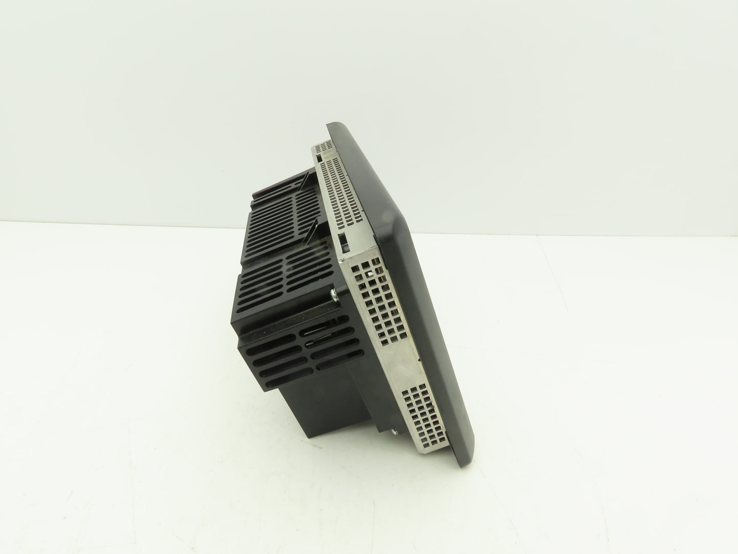 Allen Bradley 2711-B6C1 PanelView 600 HMI Control Panel Ser C FRN 4.46