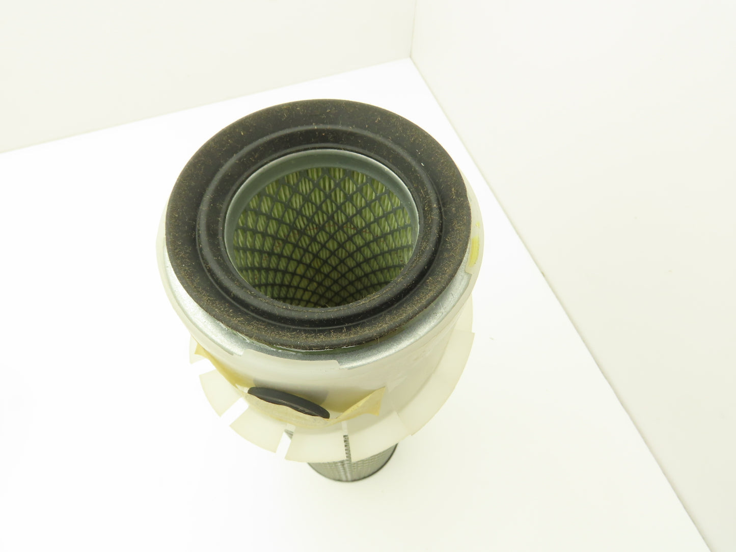 Donaldson P535337 Air Filter Primary W Cyclone Fins 14.5"L x 4" OD Lot of 2