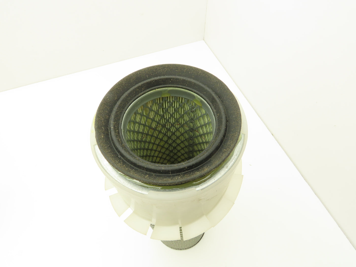 Donaldson P535337 Air Filter Primary W Cyclone Fins 14.5"L x 4" OD Lot of 2
