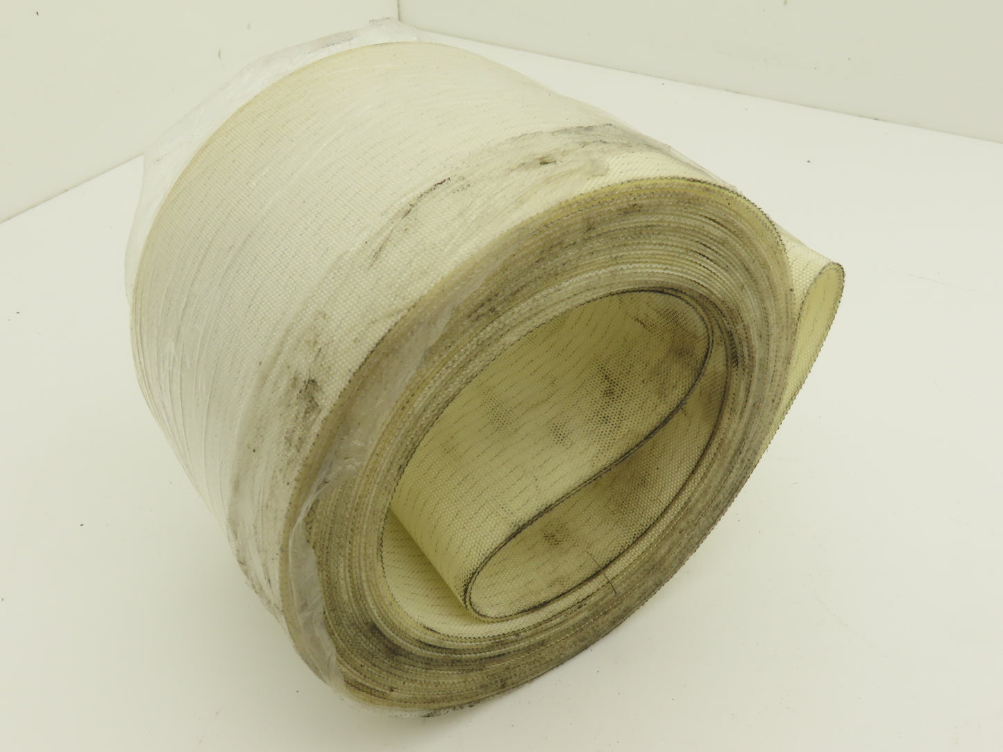 Thermoplastic Conveyor Belt 90mm x 5530mm Endless White 217.75"L