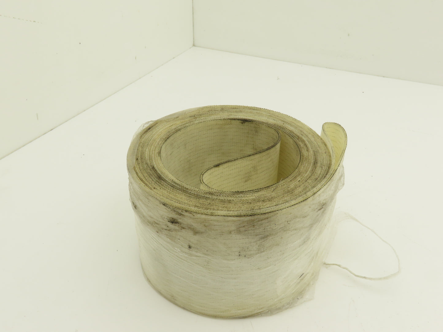 Thermoplastic Conveyor Belt 90mm x 5530mm Endless White 217.75"L