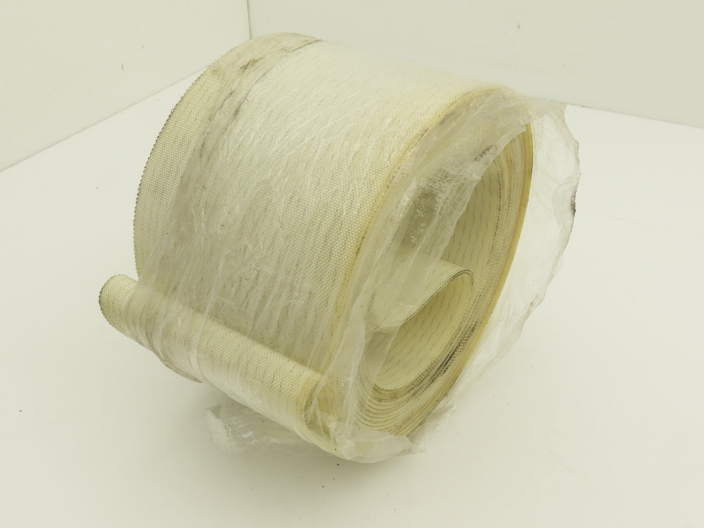 Thermoplastic Conveyor Belt 90mm x 5530mm Endless White 217.75"L