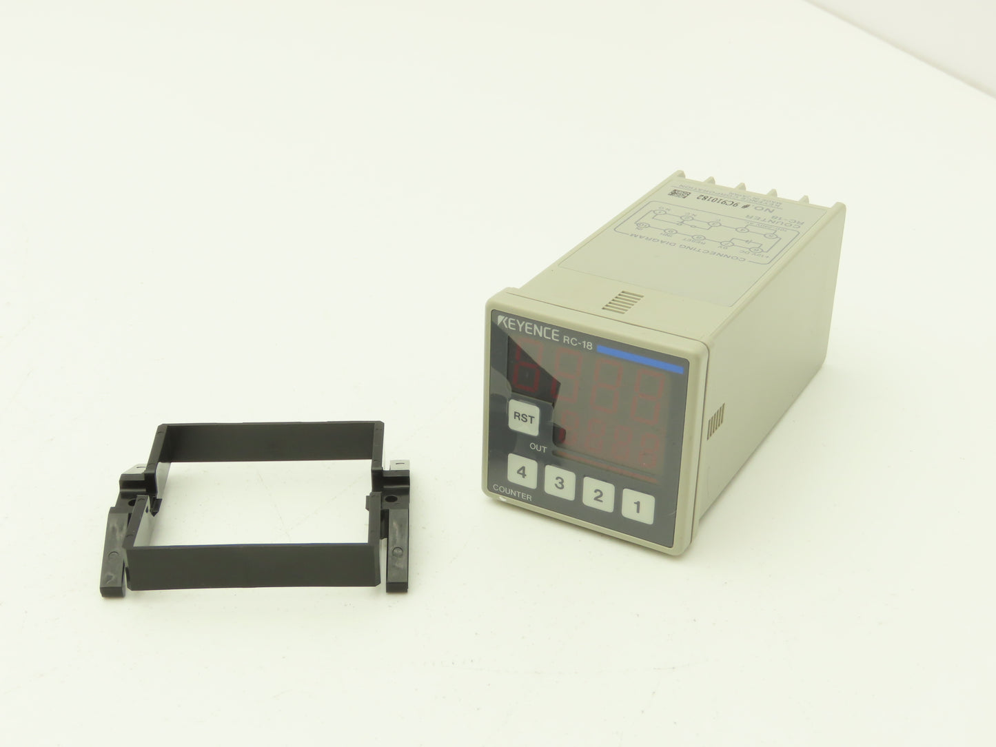 Keyence RC-18 Digital Preset Counter 4-Digit LED 100-240VAC
