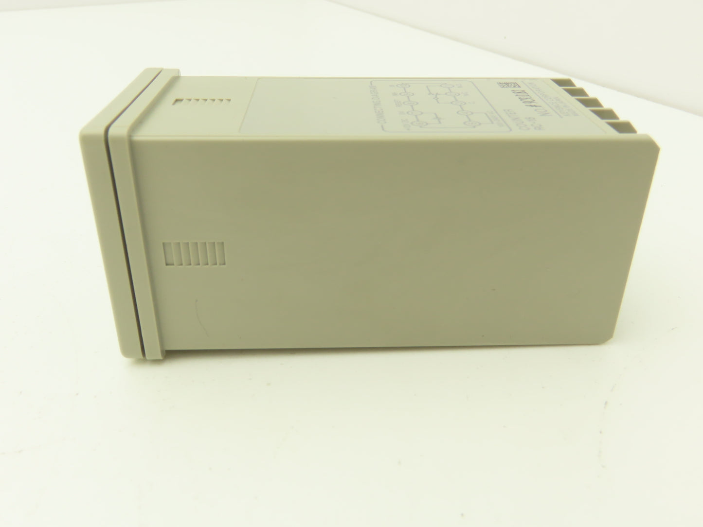 Keyence RC-18 Digital Preset Counter 4-Digit LED 100-240VAC