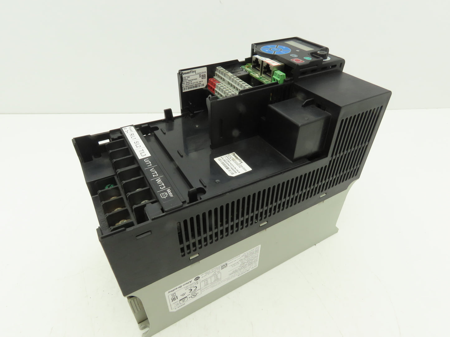 Allen Bradley 25B-D030N104 PowerFlex 525 VFD 500Hz 20Hp 460V 30A FRN 5.001 Ser A