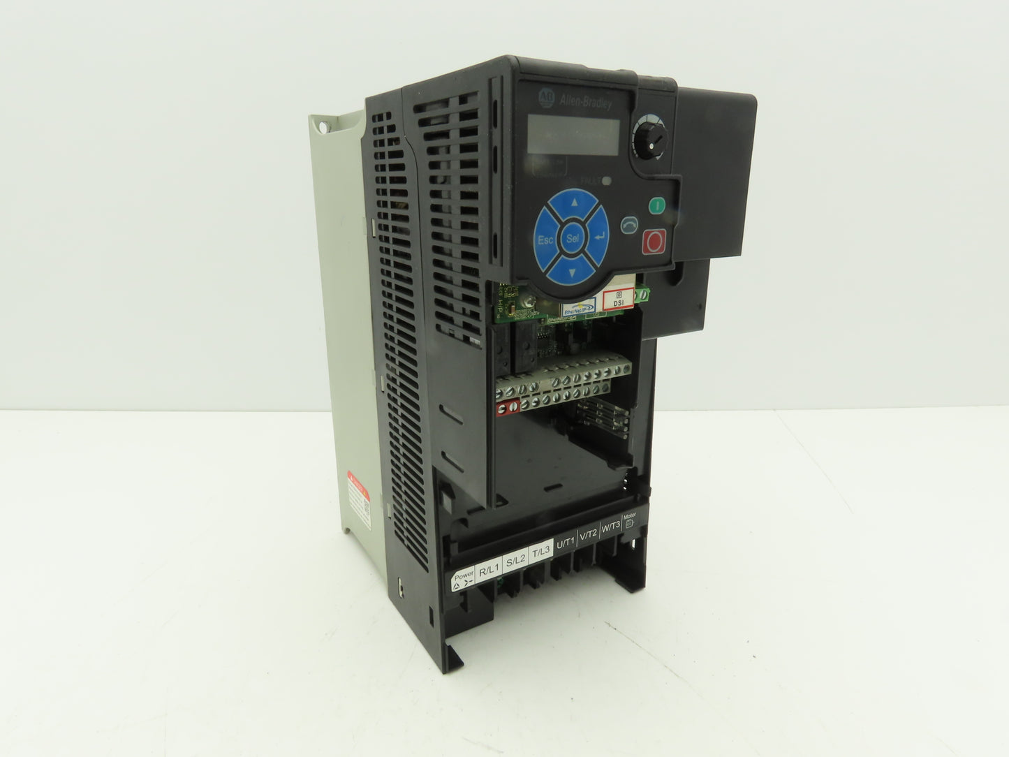 Allen Bradley 25B-D030N104 PowerFlex 525 VFD 500Hz 20Hp 460V 30A FRN 5.001 Ser A