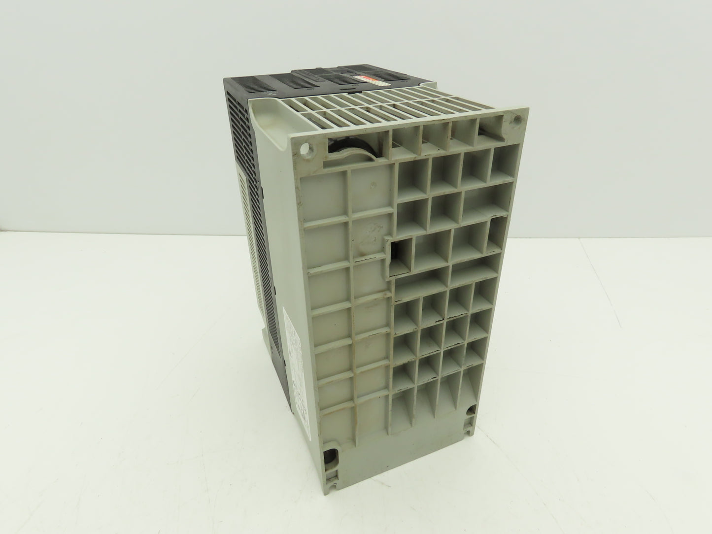 Allen Bradley PowerFlex 525 VFD 500Hz 20Hp 460V 30A FRN 5.001 Ser A