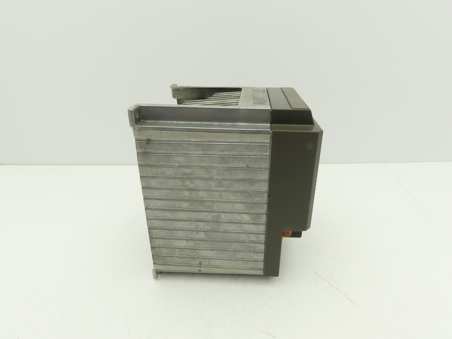 Fuji Electric FVR022K7S-2 Variable Frequency Drive 5Hp 4.2kva Motor 11A 230V