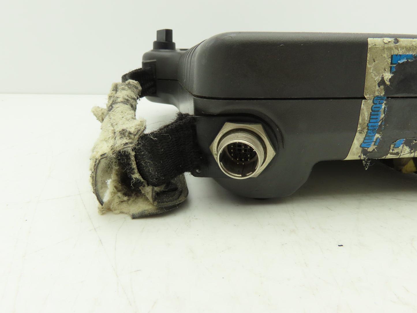Fanuc A05B-2301-C300 Robot Teach Pendant W/Cable 30 Ft