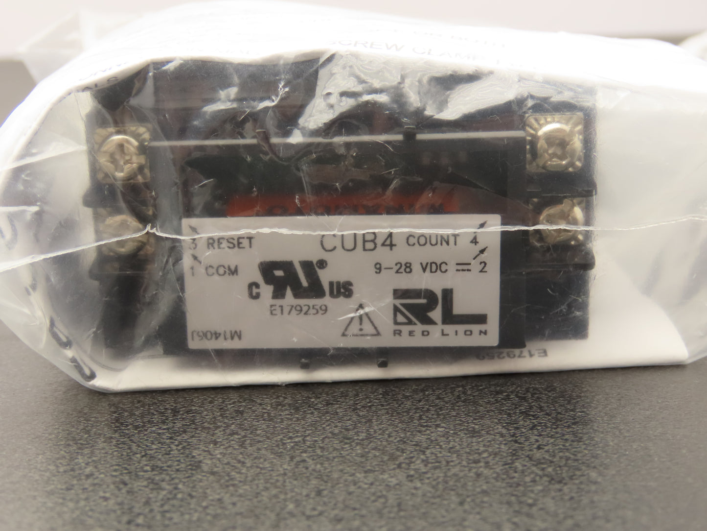 Red Lion CUB4L000  LCD 6-Digit Mini Counter Panel Meter  *No Mount Bracket