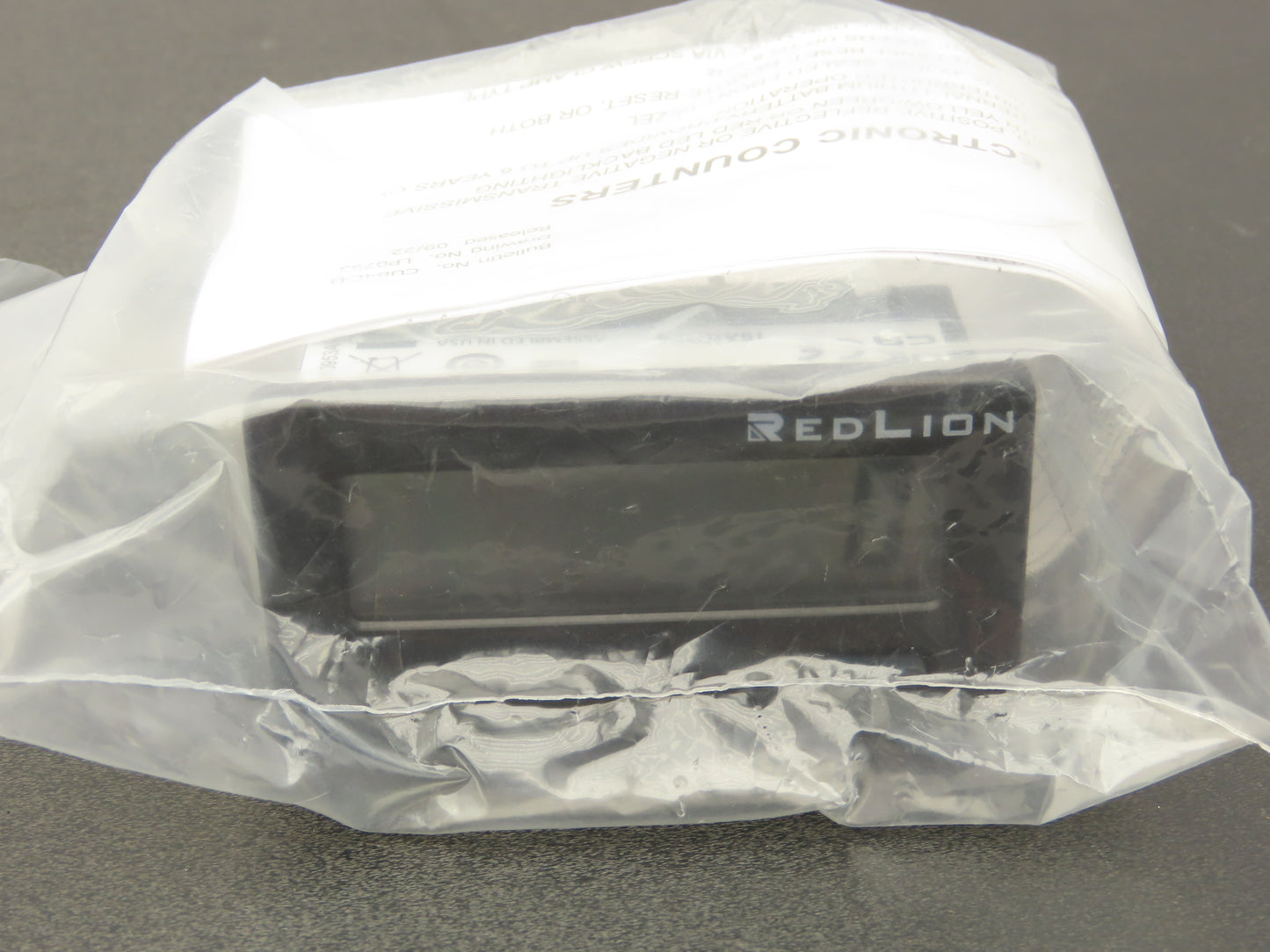 Red Lion CUB4L000  LCD 6-Digit Mini Counter Panel Meter  *No Mount Bracket