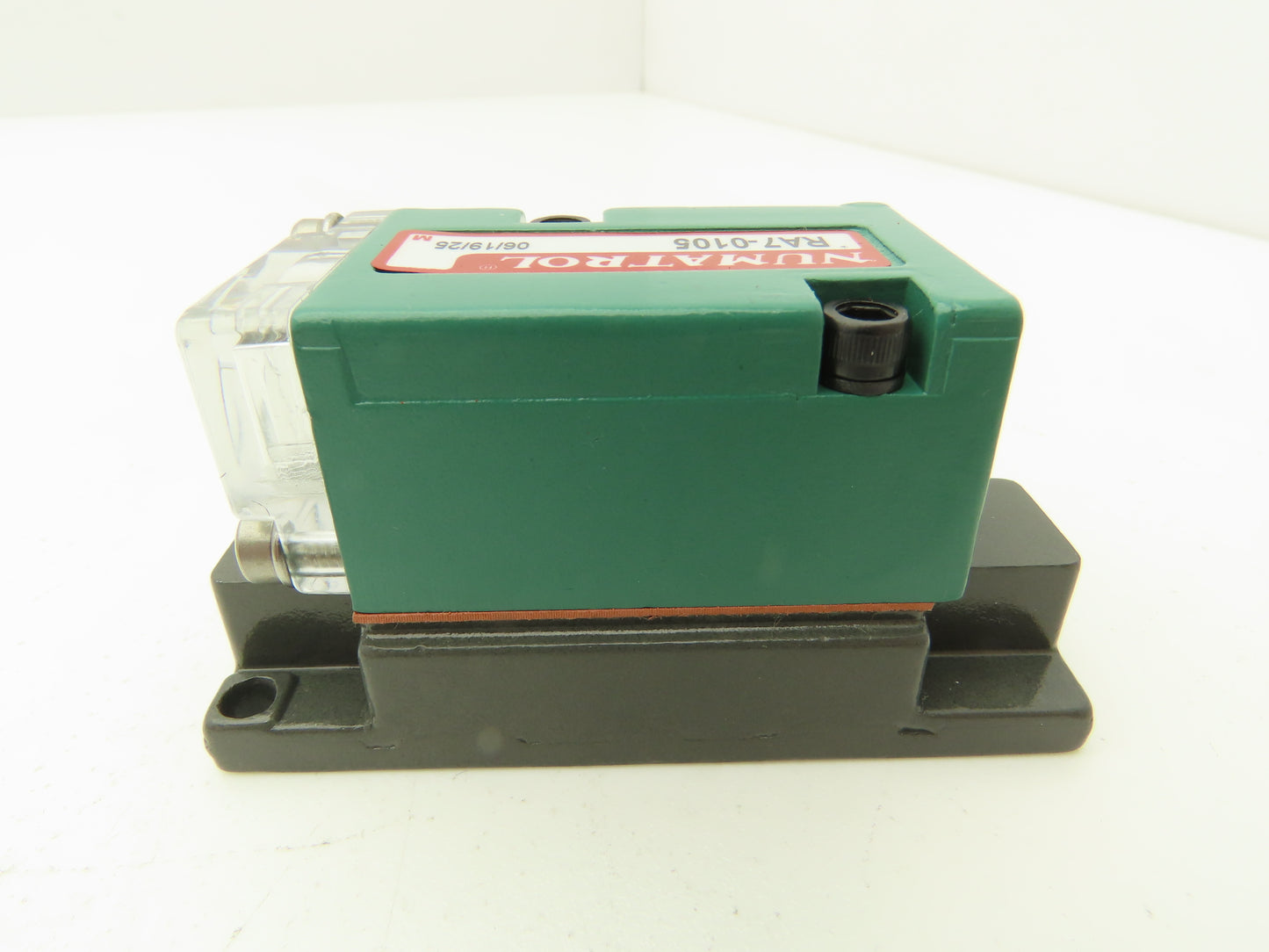 Numatics Numatrol RA7-0105 Pneumatic Free Float Pilot Valve 1/8"npt