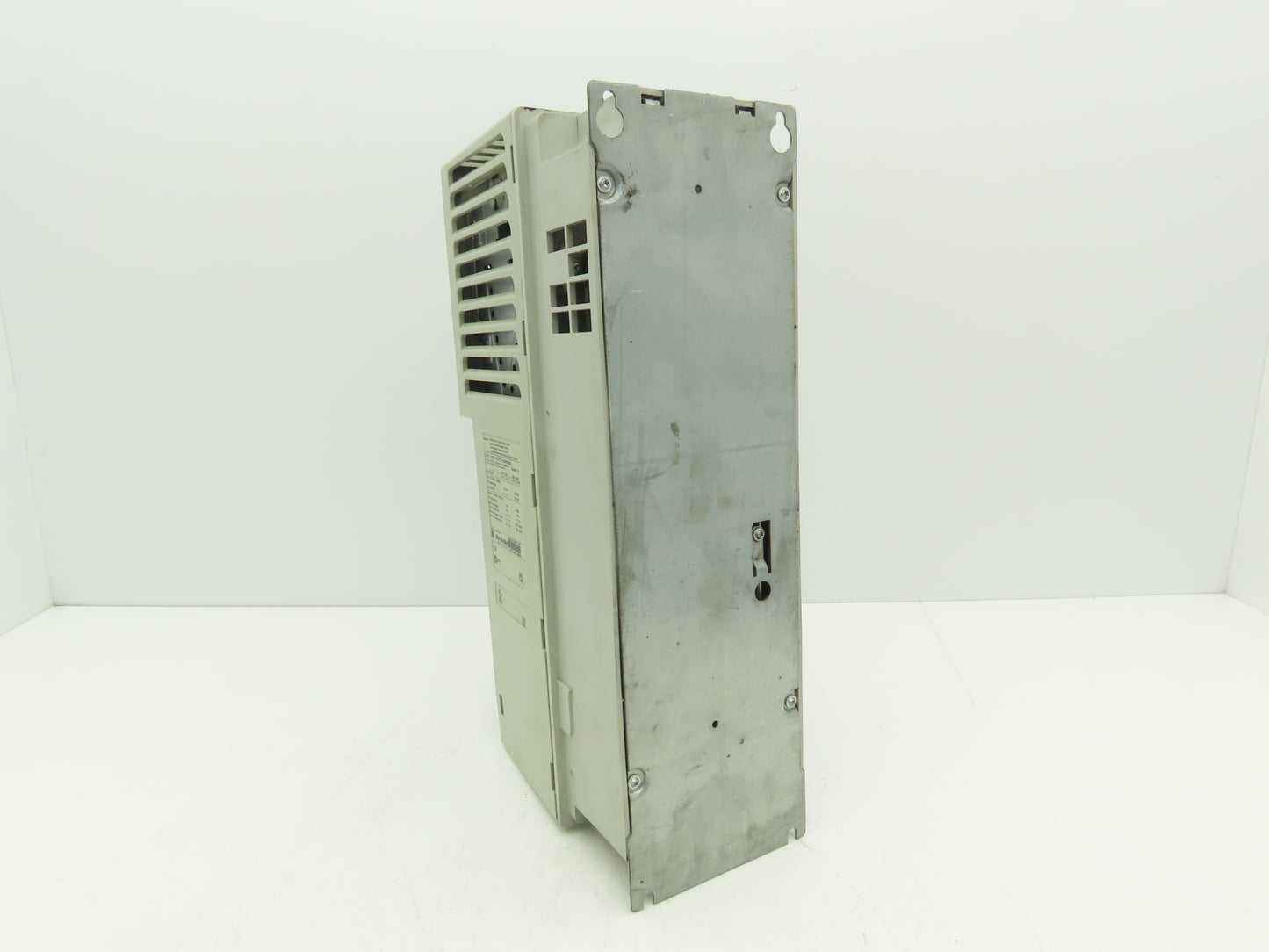 Allen Bradley 20G11ND011AA0NNNNN PowerFlex 755 AC Drive 480V 14A 7.5HP Series A
