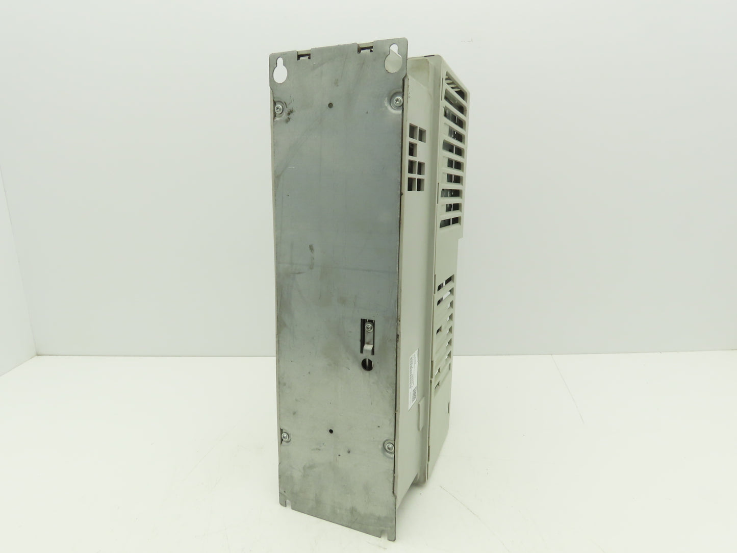 Allen Bradley 20G11ND011AA0NNNNN PowerFlex 755 AC Drive 480V 14A 7.5HP Series A