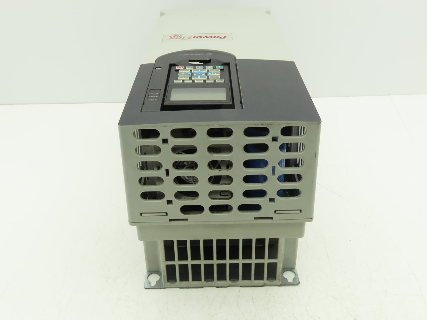 Allen Bradley 20G11ND040AA0NNNNN PowerFlex 755 VFD AC Drive 480V 30HP Series A