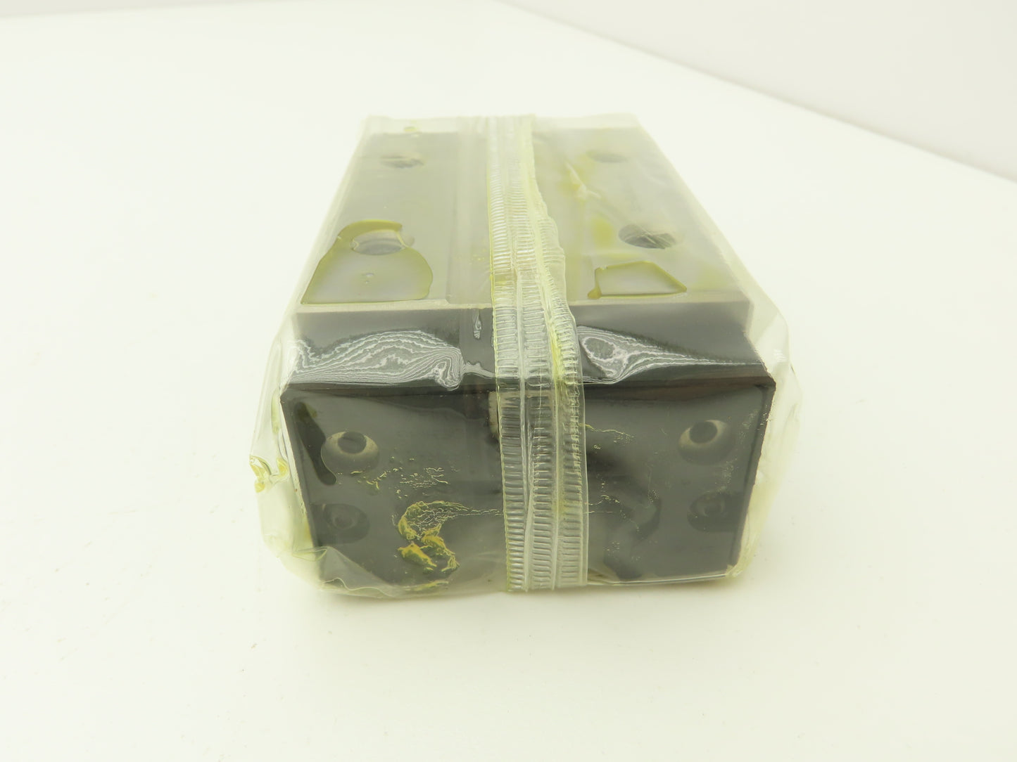 THK SHS30R1SS GK Linear Rail Guide Block Caged Ball Bearing 38x60x106mm