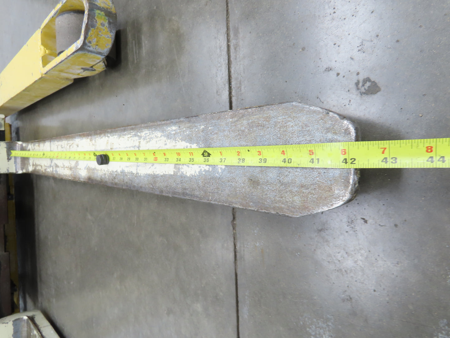 Yale MSW025 Walk Behind Pallet Lift Truck 2500lbs 24V Straddle Stacker 284H 2015