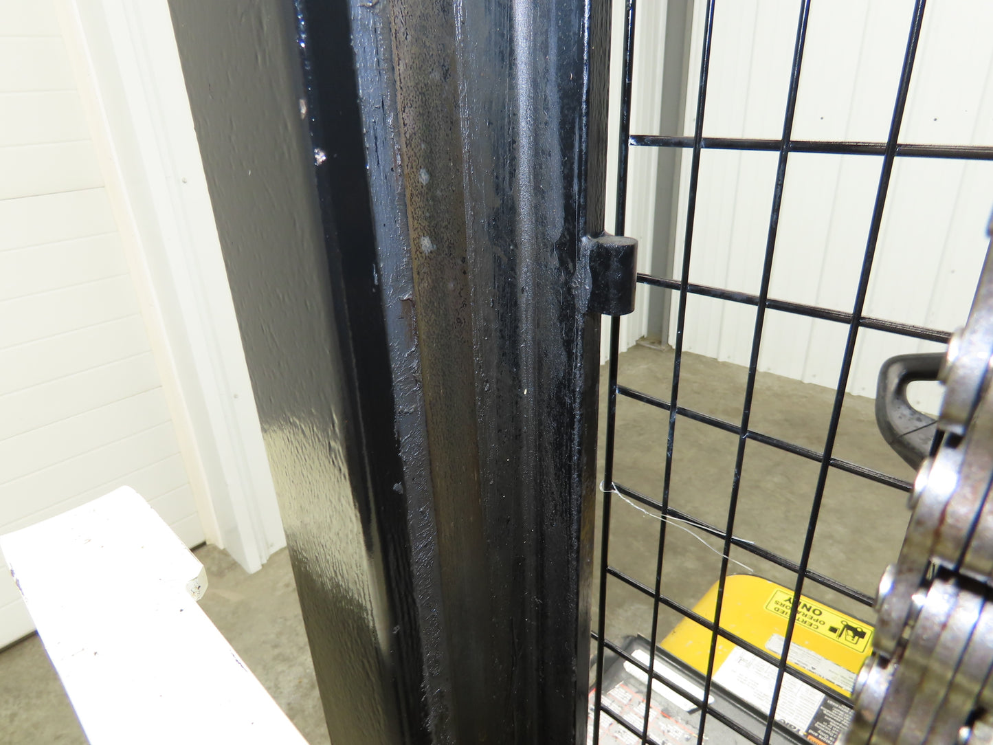 Yale MSW025 Walk Behind Pallet Lift Truck 2500lbs 24V Straddle Stacker 284H 2015