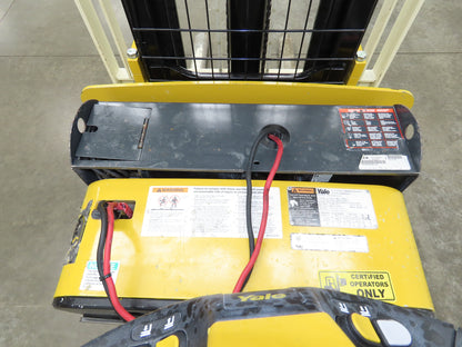 Yale MSW025 Walk Behind Pallet Lift Truck 2500lbs 24V Straddle Stacker 284H 2015