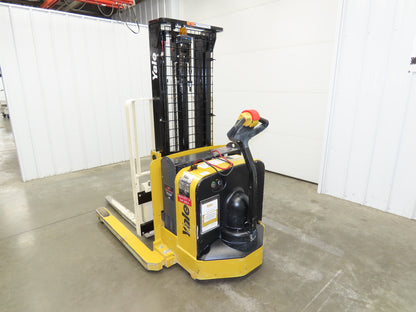 Yale MSW025 Walk Behind Pallet Lift Truck 2500lbs 24V Straddle Stacker 284H 2015
