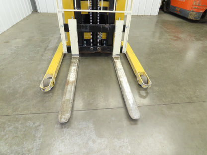 Yale MSW025 Walk Behind Pallet Lift Truck 2500lbs 24V Straddle Stacker 284H 2015