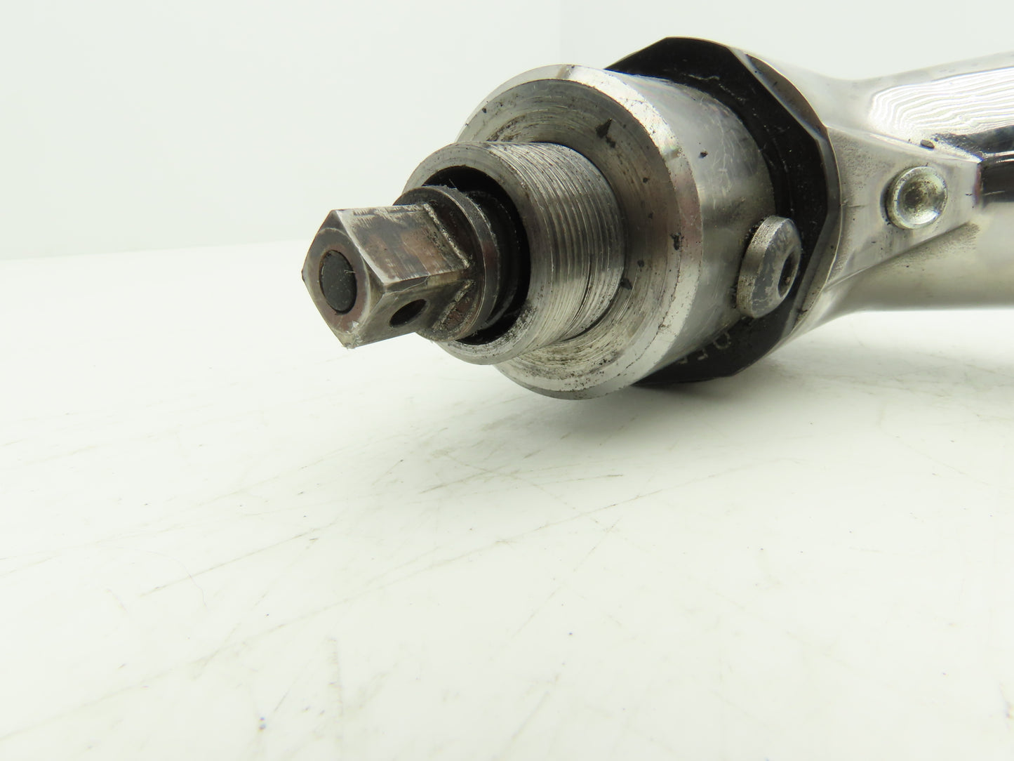 Stanley EB45LH26V2-155 Electric Nutrunner 3/8" Drive Right Angle 155Nm 395 RPM