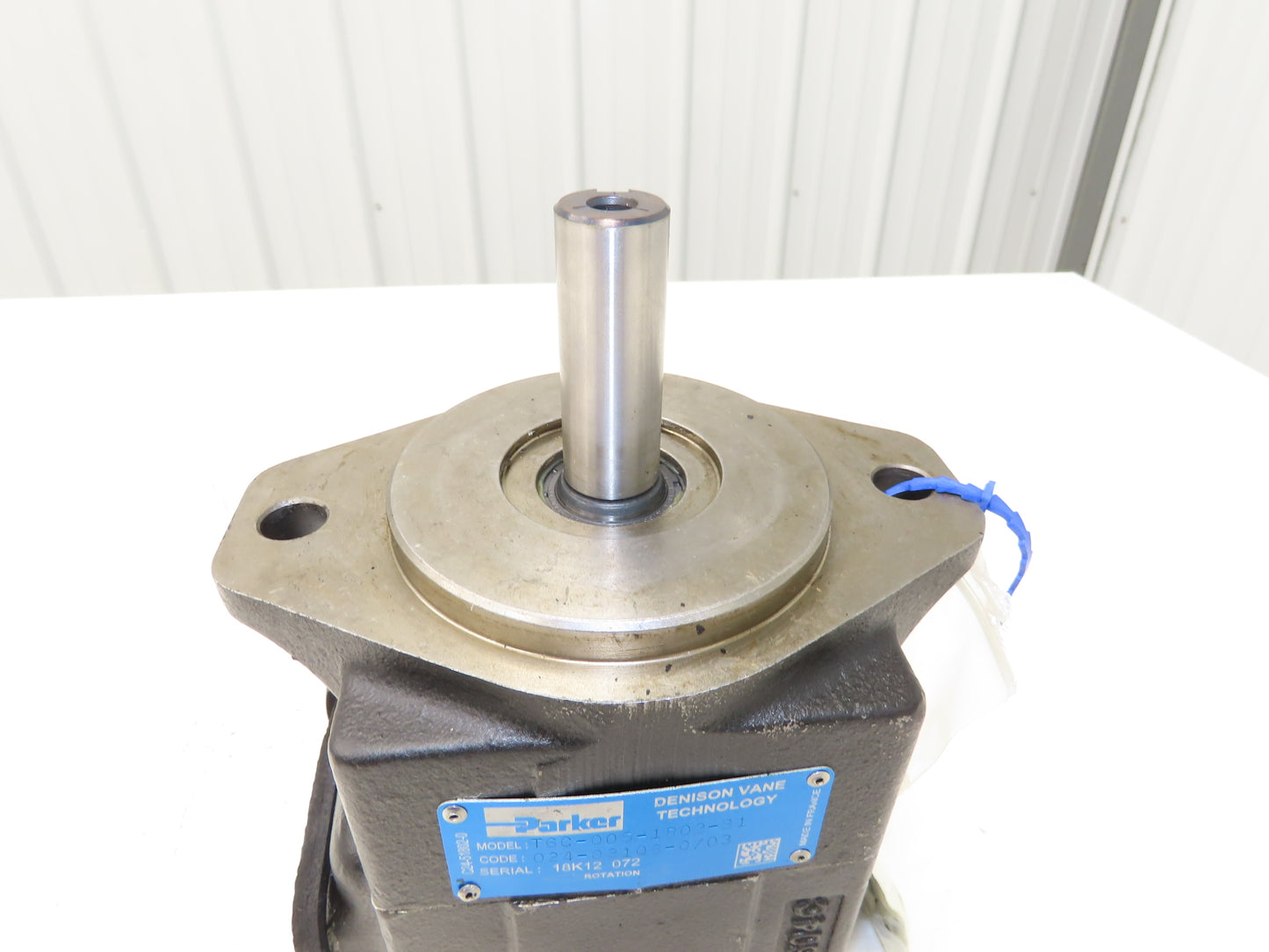 Parker T6C-005-1R03-B1 Hydraulic Vane Pump 12.7 GPM @2800 RPM 4000 PSI SAE B CW