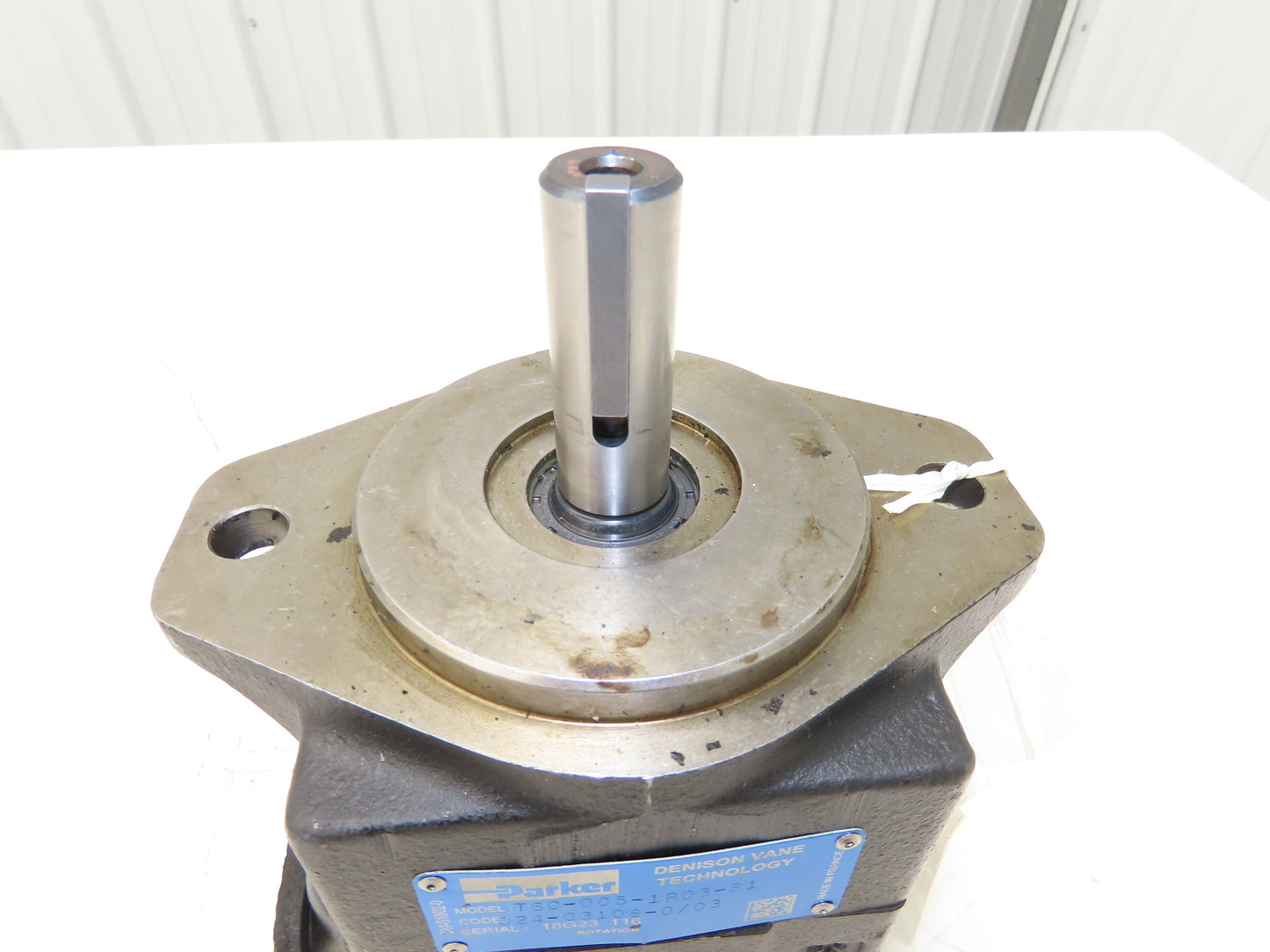 Parker T6C-005-1R03-B1 Hydraulic Vane Pump 12.7 GPM @2800 RPM 4000 PSI SAE B CW